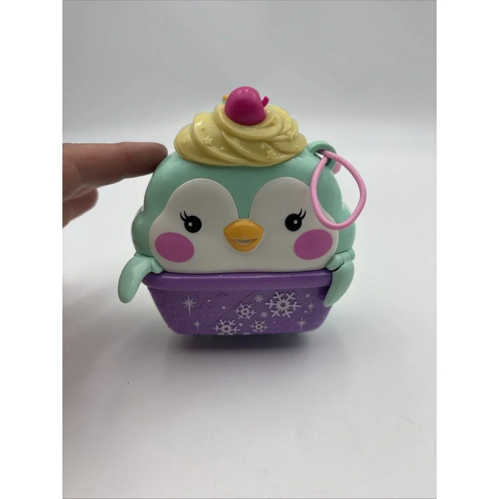 Polly Pocket Snow Sweet Penguin Compact Complete Mini Doll Set Mattel HRO34